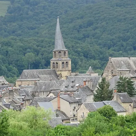 La Combe Aux Fées Saint-Côme-dʼOlt