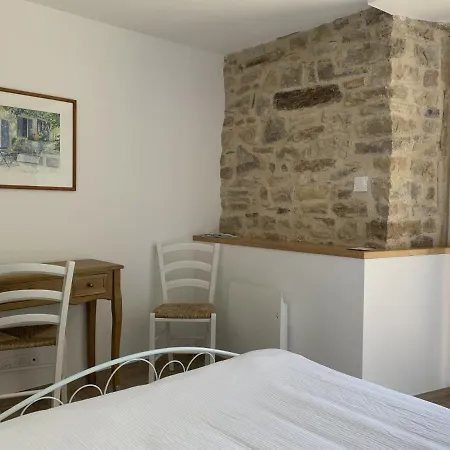 La Combe Aux Fées Saint-Côme-dʼOlt