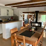 La Combe Aux Fees Bed & Breakfast 3*