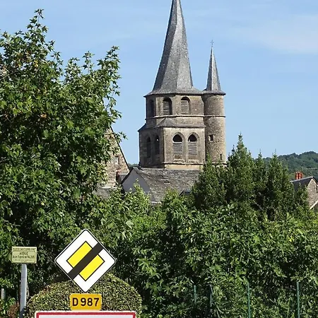 La Combe Aux Fees Bed & Breakfast