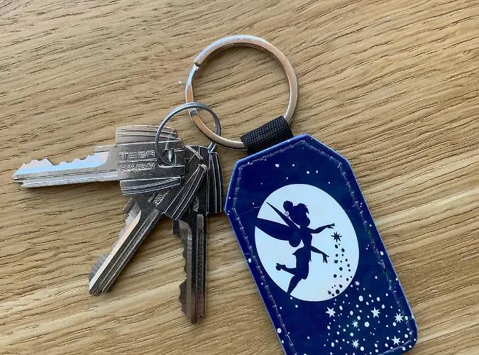 La Combe Aux Fees Bed & Breakfast 3*